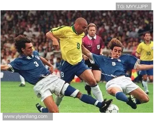 视频救了他足球明星的传奇故事与背后的感人瞬间